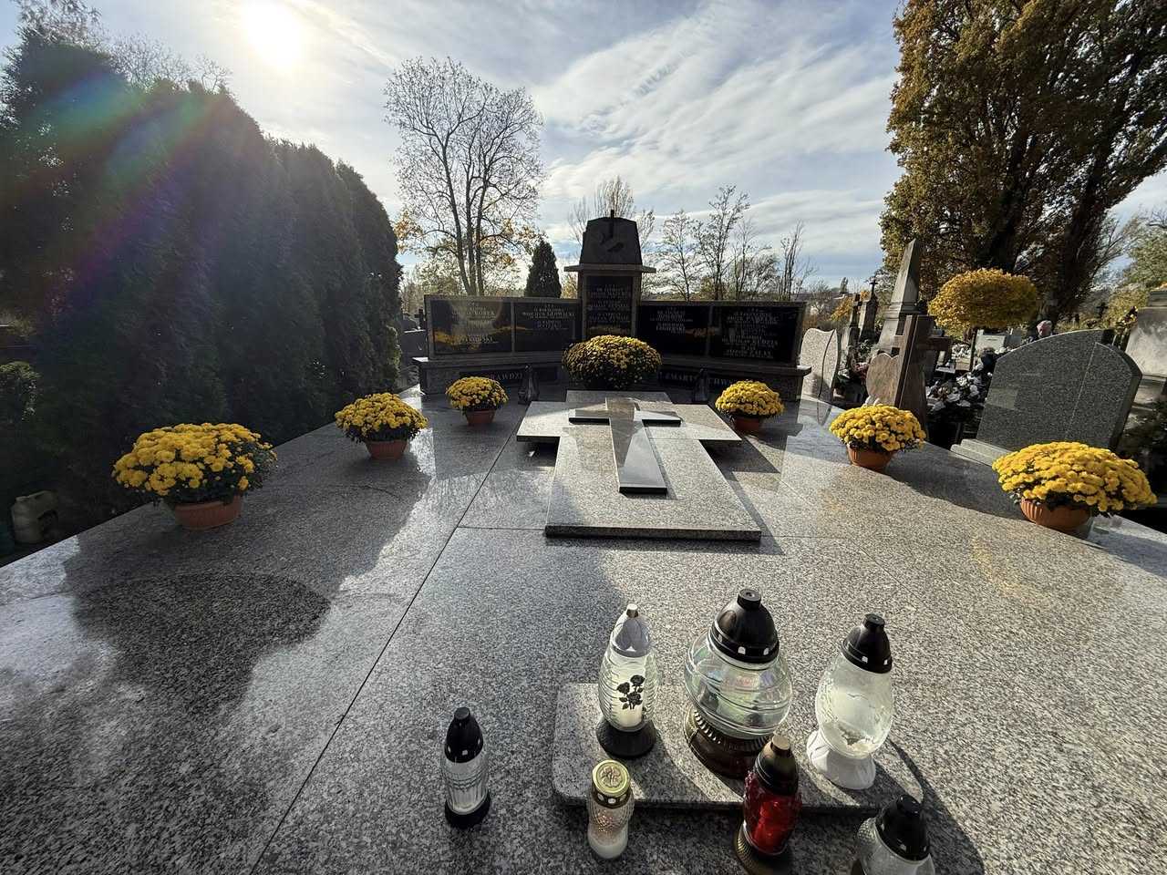 Eucharystia we wspomnienie wszystkich zmarłych Zakonu Serafickiego